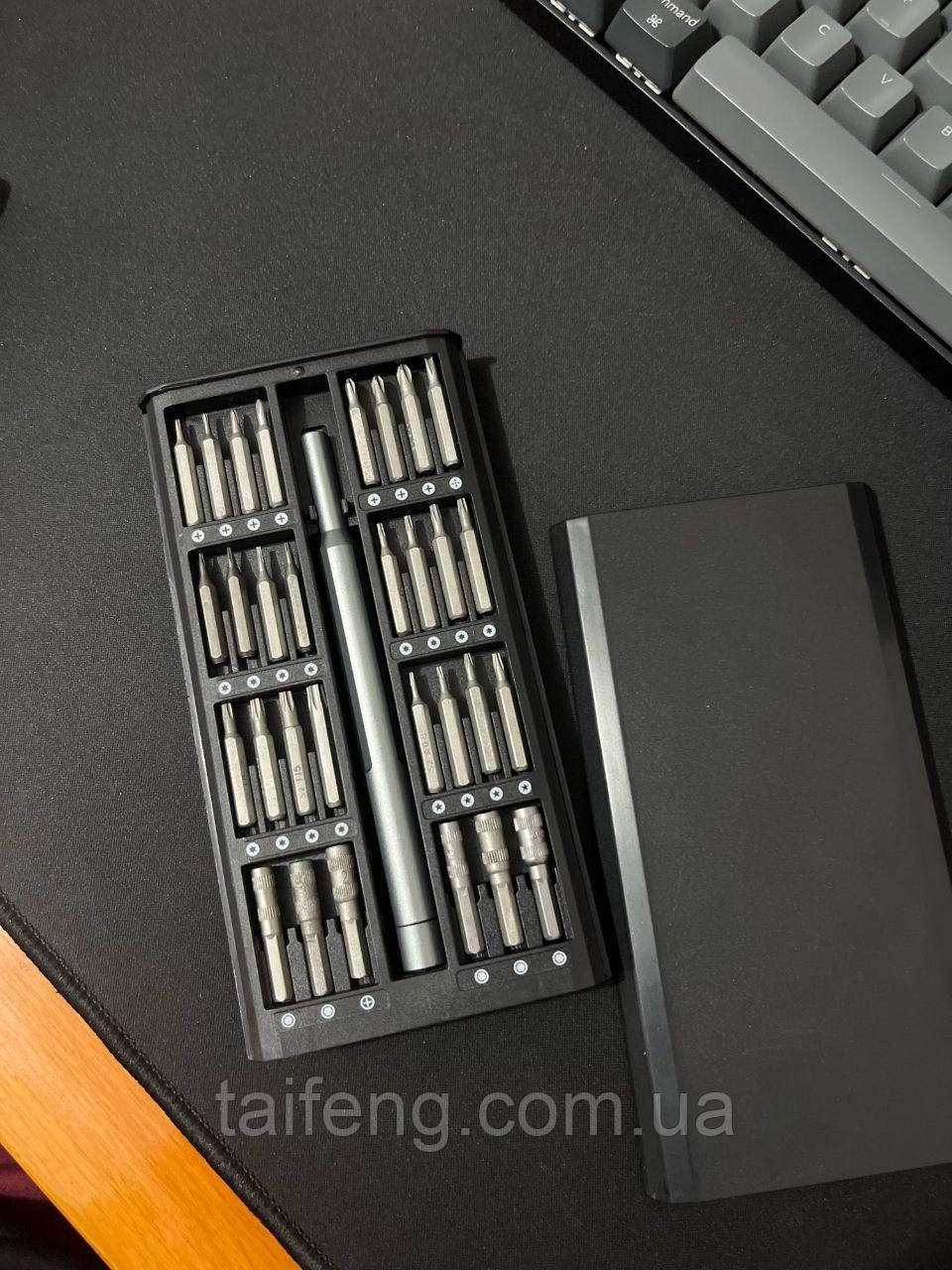 Набір ручного інструменту 25 в 1 (викрутка, насадки) у пластиковому кейсі