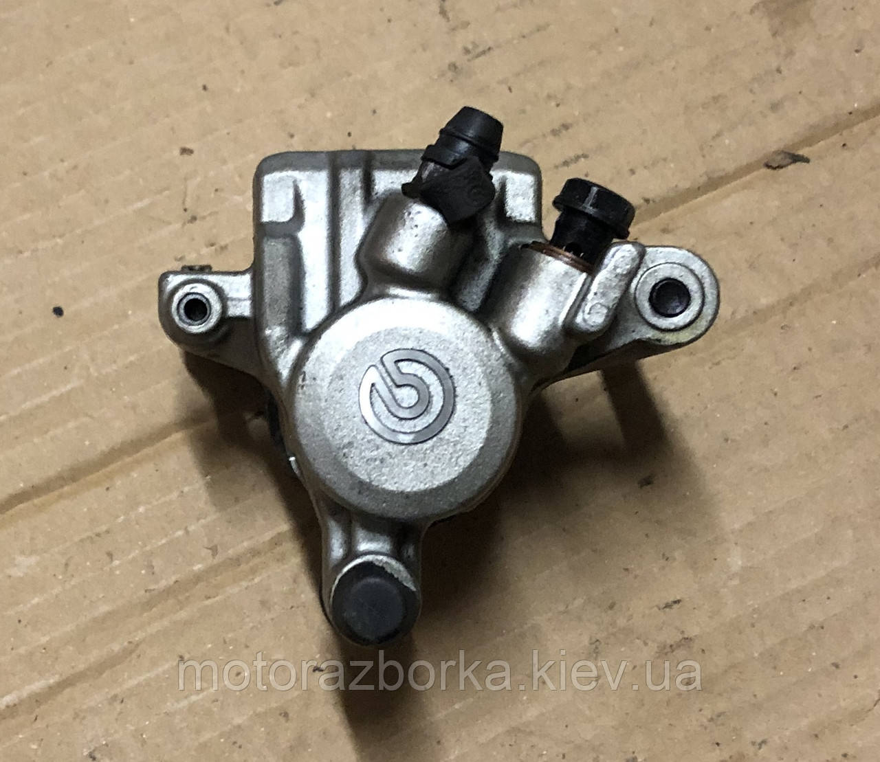 Тормозовий суппорт KTM 990 Superduke