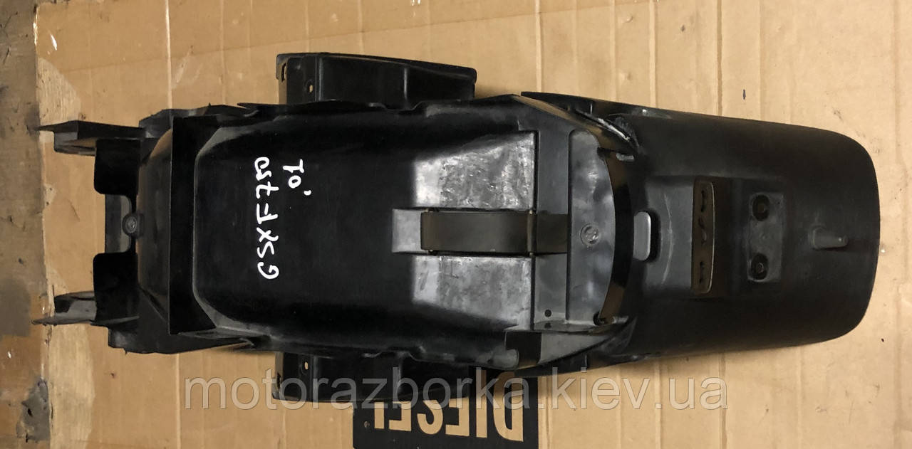 Бризговик Suzuki GSXF 750