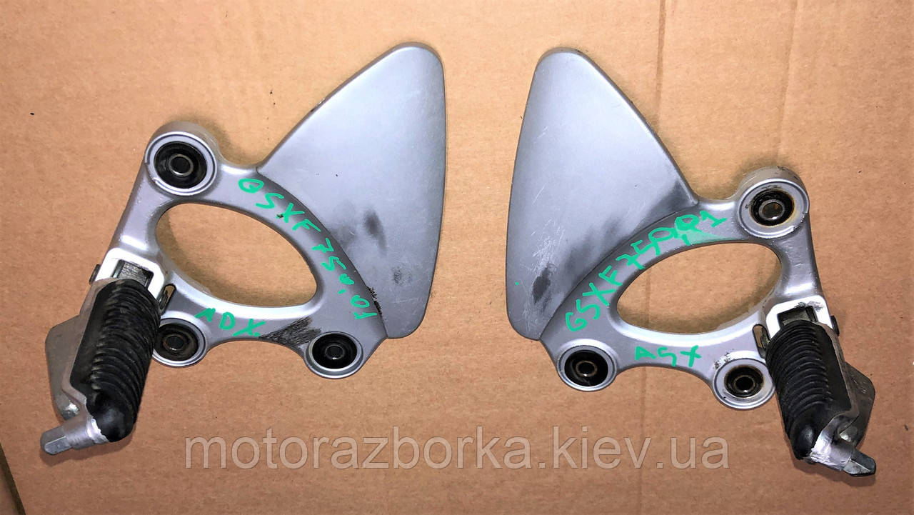 Підніжки водія Suzuki GSXF 750, фото 1