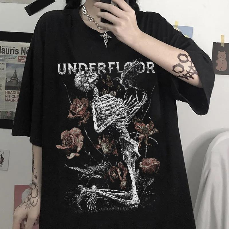 Жіноча футболка Аніме готична Underfloor, Anime Gothic Underfloor T-Shirt