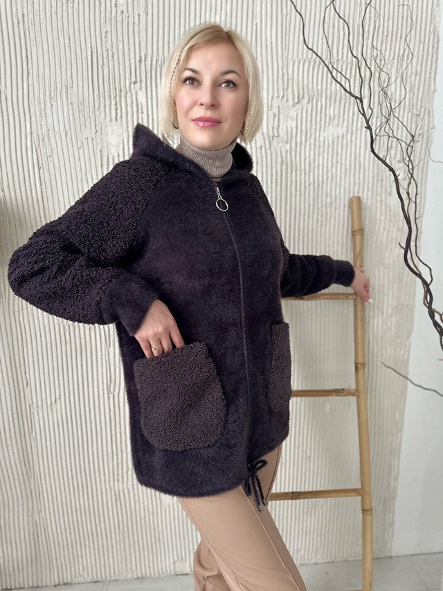 Жіноча курточка з капюшоном із вовни альпака комбінована хутром барашек розмір 50-54, фото 1