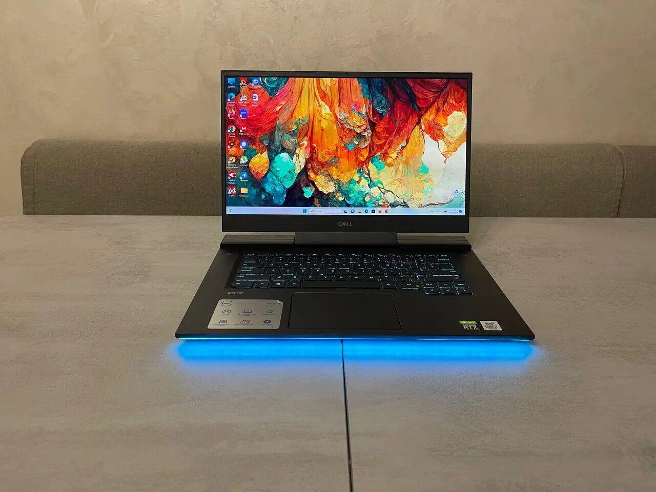 Б/в Ігровий ноутбук Dell G7 15 7500 15.6" 3840x2160 O| i7-10750H| 16GB RAM| 1000GB SSD| RTX 2070 8GB