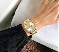 Женские стильные золотистые часы на руку на металлическом ремешке Пандора