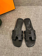 Жіночі чорні шкіряні шльопанці Hermes Oran ермес Гермес шкіра на плоскій підошві, фото 3