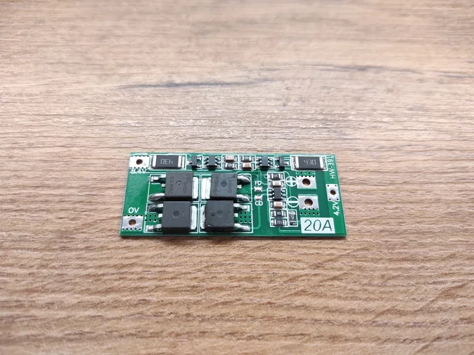 Плата BMS 2S 20A 8.4V балансуванням