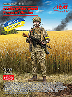 Сборная модель Солдат Вооруженных Сил Украины ICM 16104 Soldier of the Armed Forces of Ukraine (100% new molds