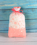 Пакет прозорий з рожевою стрічкою затяжкою Квіти поліетиленовий 23х12см для подарунків і солодощів 1 шт, фото 3