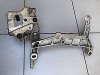 Кронштейн компрессора пневмоподвески Audi Q7 7L0616879 VAG