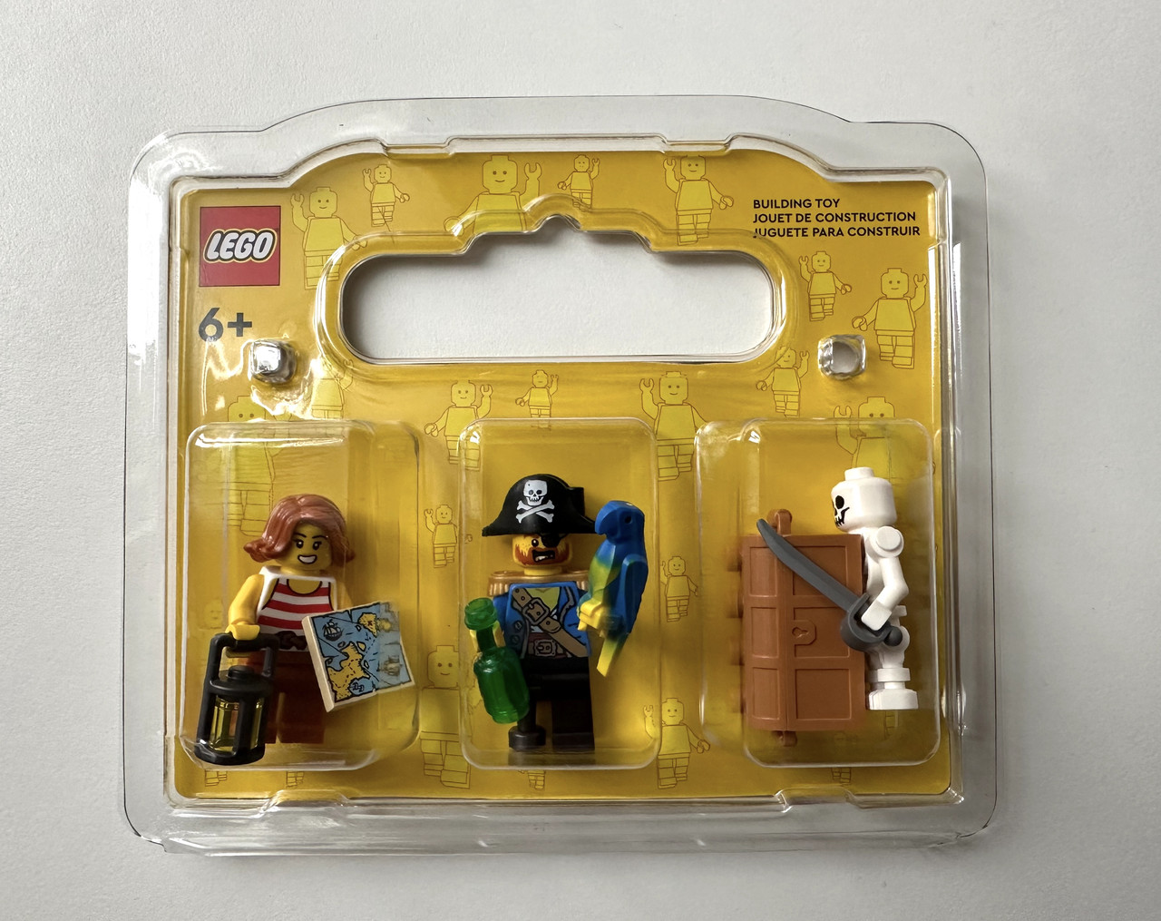 Пірати - подарунковий набір фігурок Lego #2