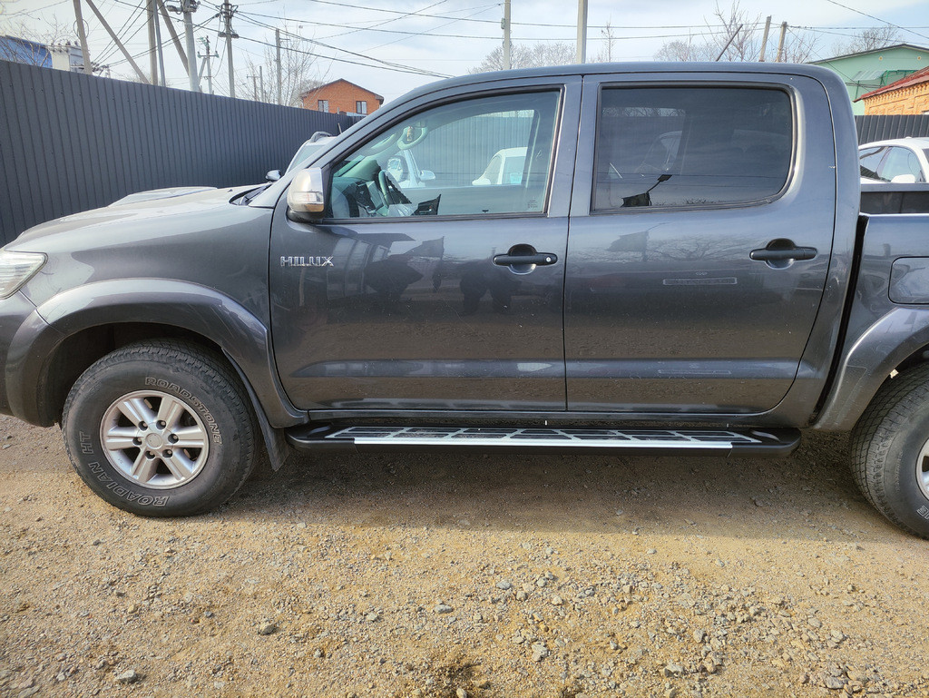 Бокові пороги Sunrise (2 шт., Алюміній) для Toyota Hilux 2006-2015 рр, фото 1