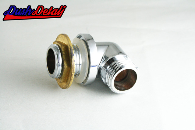 Угол подключения гибкого шланга в душевой кабине латунь