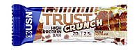 Протеїновий батончик USN Trust Crunch 60 г triple chocolate