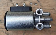Електромагнітний клапан підйому кузова РС330-3721560-00