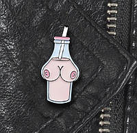 Брошь брошка пин значок эротическая секси женщина металл большая грудь коктейль в бутылке