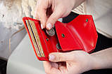 Маленький червоний гаманець жіночий з тисненням Сонечно, фото 6