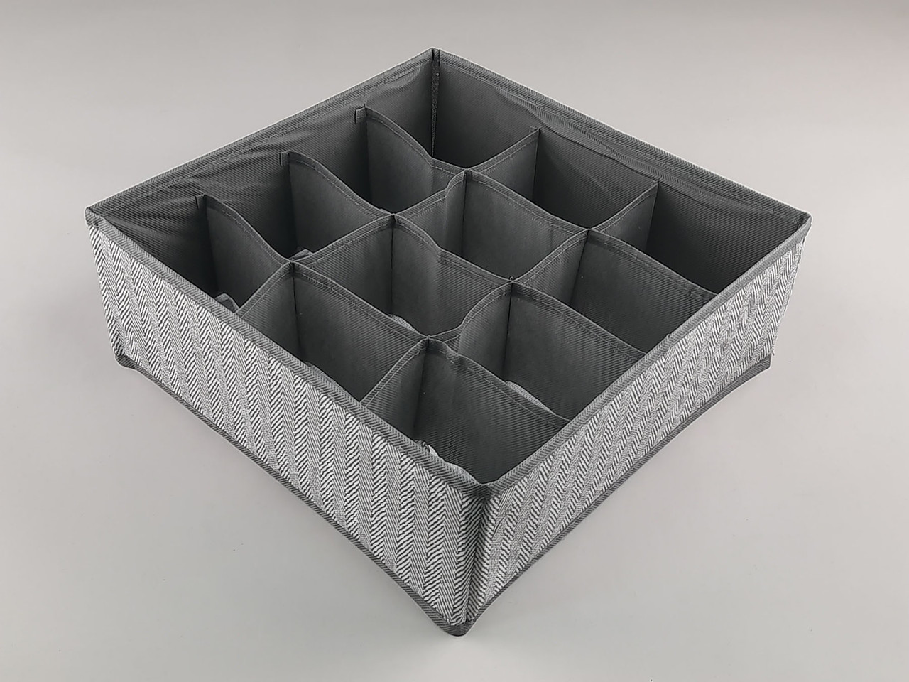 Органайзер BS12 для зберігання дрібних предметів одягу сірого кольору, розмір 32*32*12 см, на 12 відділень.