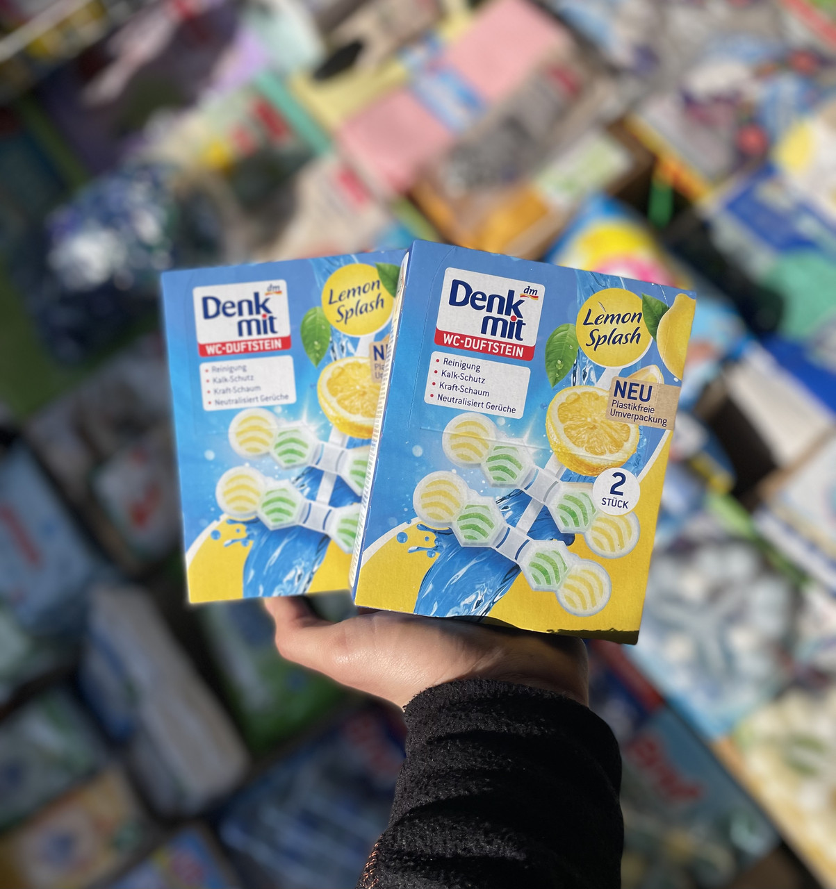 Підвісний блок для унітазу з ароматом лимона Denkmit DM WC Lemon Splash (2шт по 48г) Німеччина