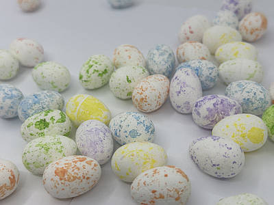 Декор пасхальний з пінопласту "Яйце" 2.5 см з кольоровим вкрапленням , 50шт