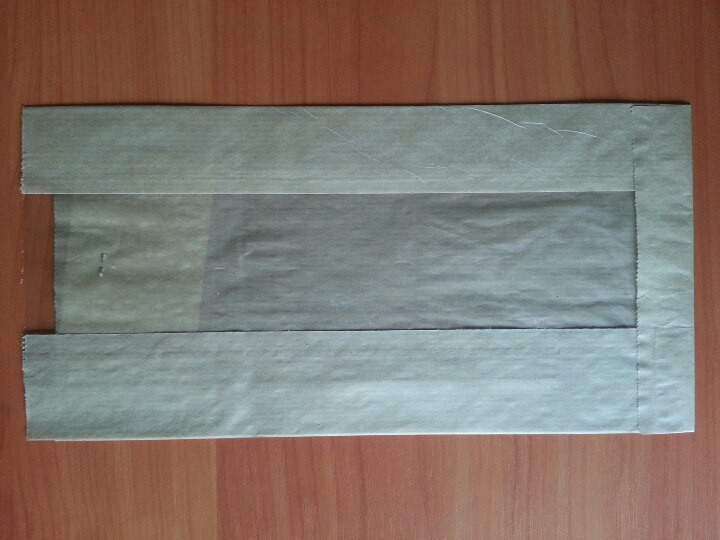 Паперовий пакет з прозорою вставкою 290х140х50/60 мм 67