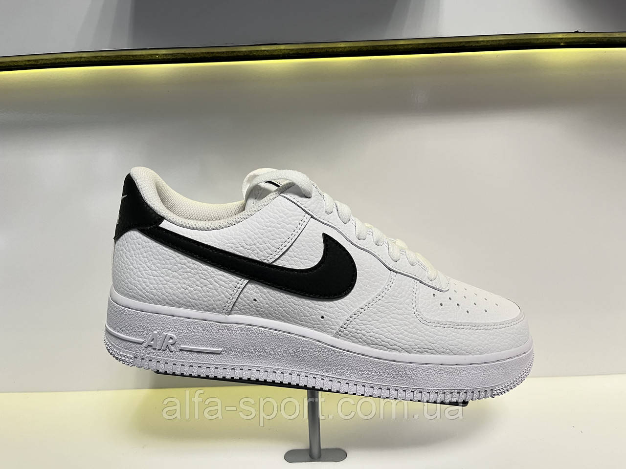 Кросівки Nike Air Force 1 07 (CT2302-100)
