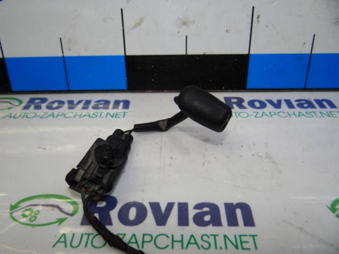 Форсунка омывателя лобового стекла Ford FOCUS 2 2004-2011 (Форд Фокус ...