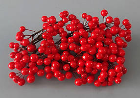 Гілки з червоними ягодами 8-10 мм/28х8шт