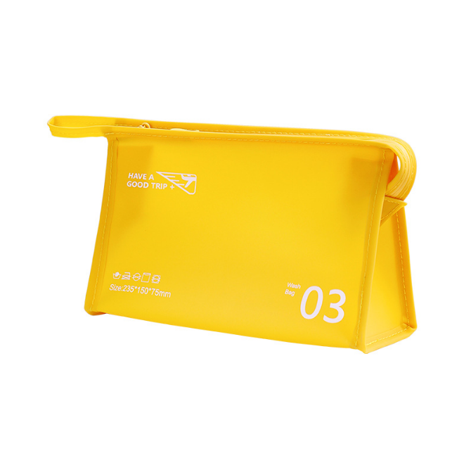 Косметичка прорезинена для басейну "HAVE A GOOD TRIP WASH BAG 03". Розмір 23,5х15х7,5 см. Жовтий колір, фото 1