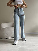 Женские весенние джинсы-трубы с окошками на молниях размеры 26-31