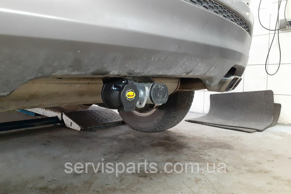 Фаркоп Hyundai Tucson III 2015-2018 (Хендай Туксон 3) оцинкований автомат на ручці