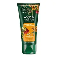 Денний крем для обличчя 40+ «Обліпиха і мучниця" Avon Naturals 50 мл