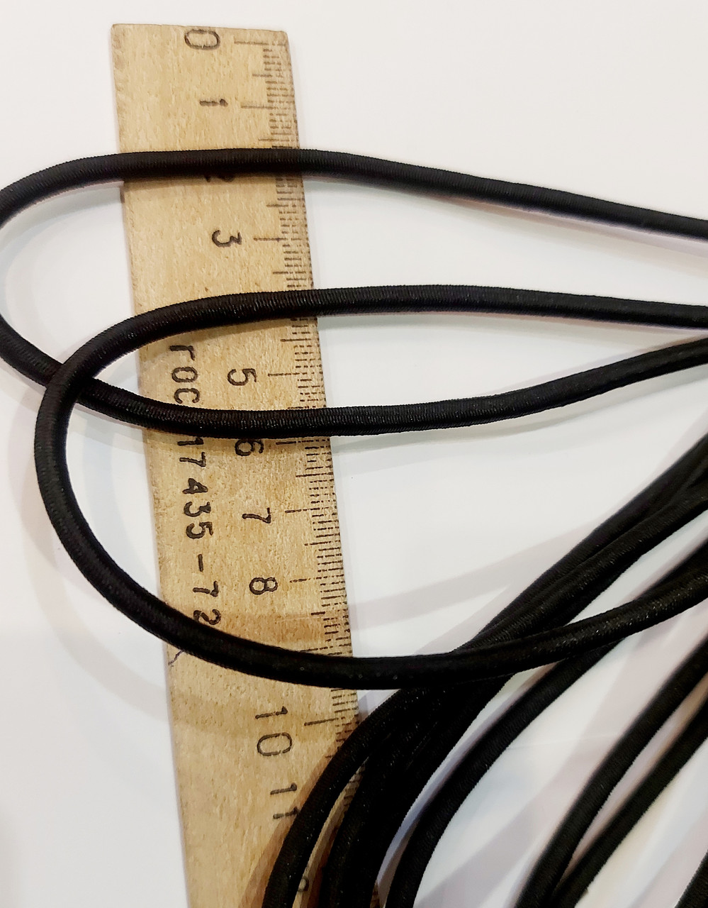 Гумка, Резинка жгут Чорна, діаметр 3,5-4 мм Туреччина. Ціна за 1 метр.