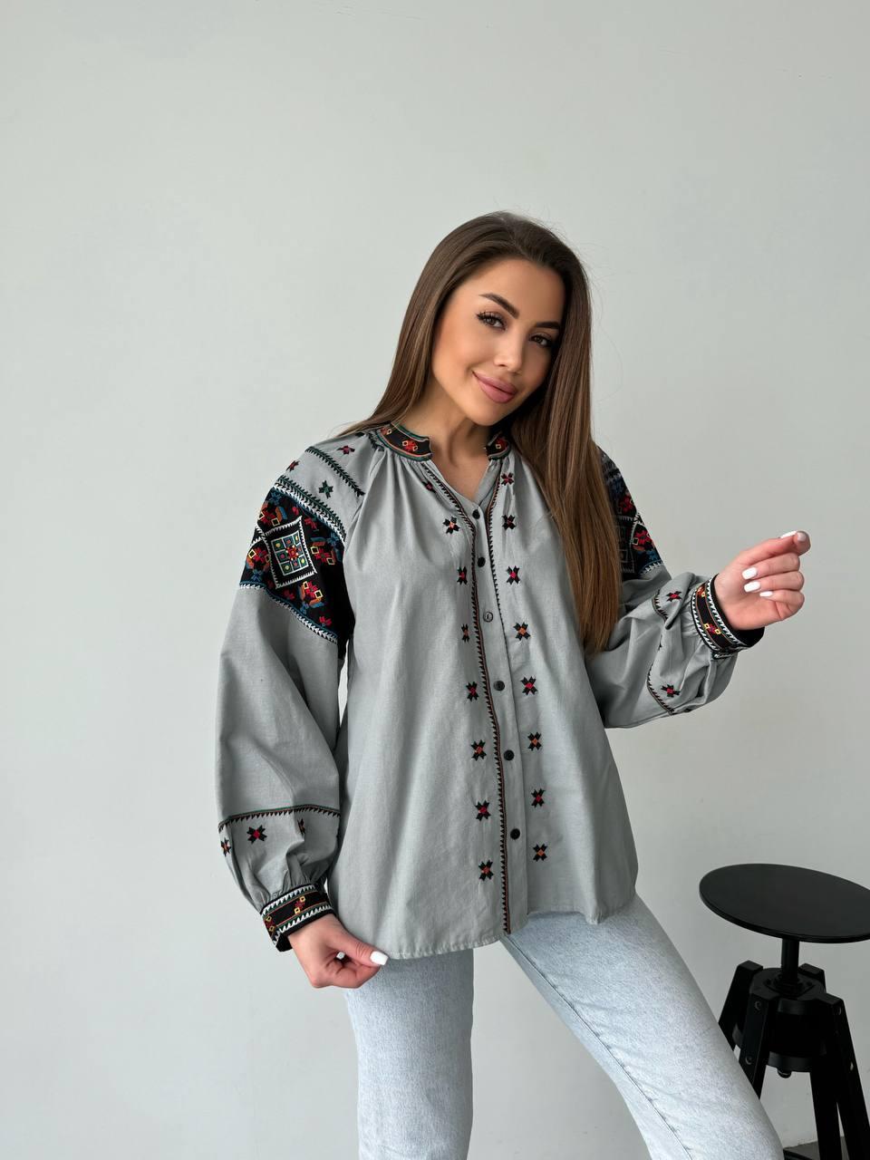 Вишита блуза на ґудзиках сіра, фото 1
