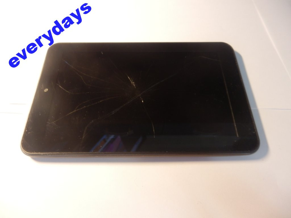 Планшет Prestigio 7