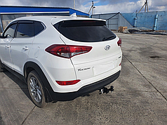 Фаркоп Hyundai Tucson III 2015-2018 (Хендай Туксон 3) під американський квадрат
