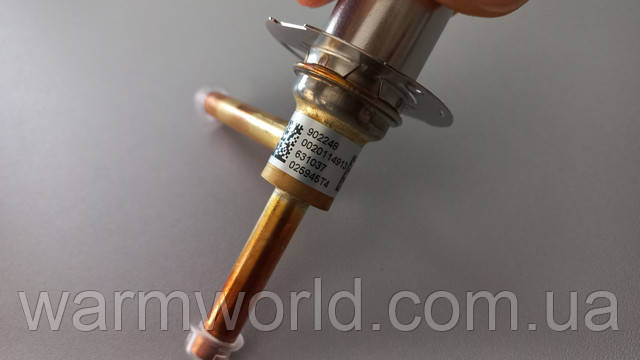 902248 0020114913 631037 025945T4