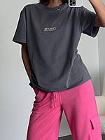 Темно-серая женская базовая натуральная хлопковая футболка оверсайз с вышитой надписью