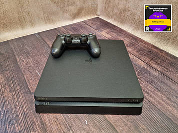 Ігрова приставка б/в Sony PlayStation 4 Slim 1 Tb з гарантією PS4 + FIFA 17