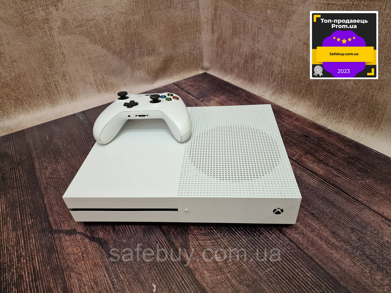 Ігрова приставка б/в Microsoft Xbox One S 500 Gb б/у з гарантією