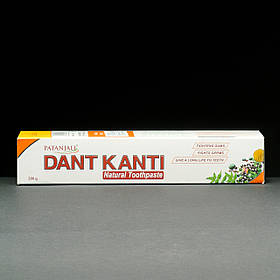 Індійська аюрведична зубна паста Патанжалі Dant Kanti Patanjali 200 г