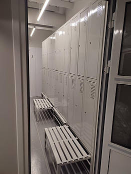 Шафа металева для одягу ШОМ 300/2/4.