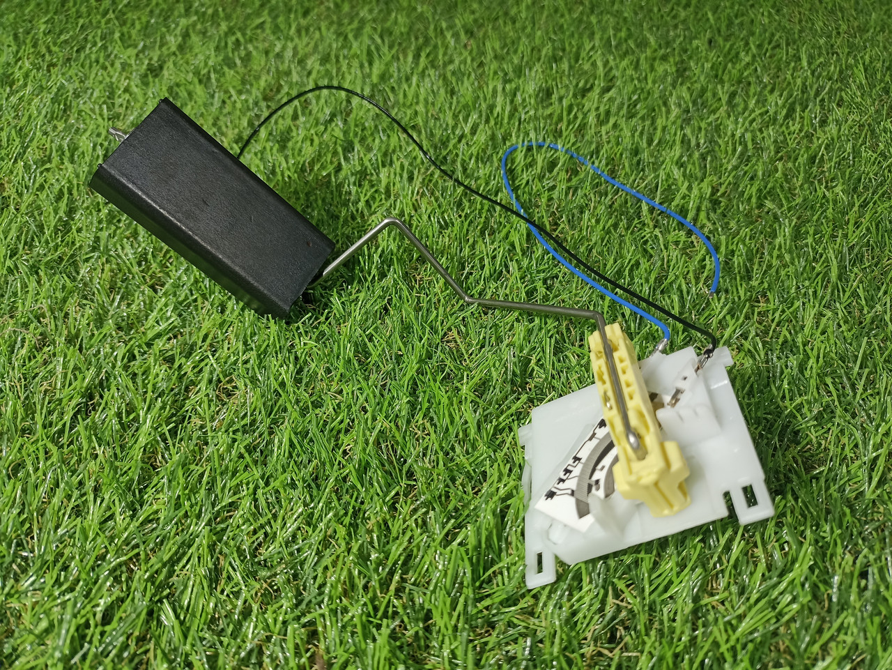 Поплавець у бак датчик показника рівня палива Volkswagen Ауді Шкода 1.6 8L0919673E 1J0919673J 1J0919673H, фото 1