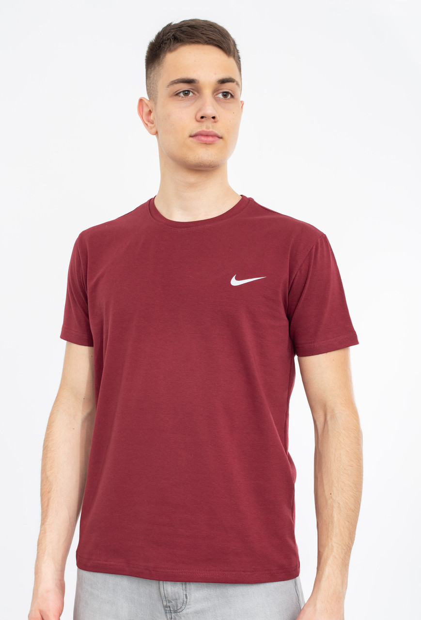 Чоловіча футболка Nike бордо