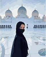 Картина по номерам Strateg ПРЕМИУМ Красотка в Абу-Даби размером 40х50 см GS221