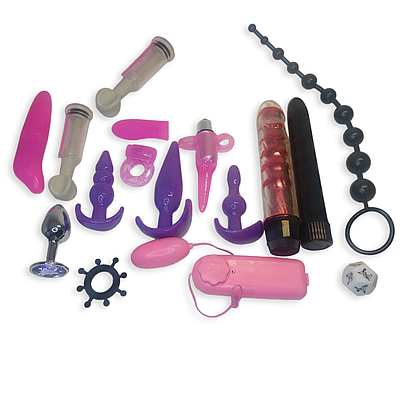 Набір іграшок для інтимних розваг БДСМ для пар Flight of Fancy з кубіком камасутри 16 елементів