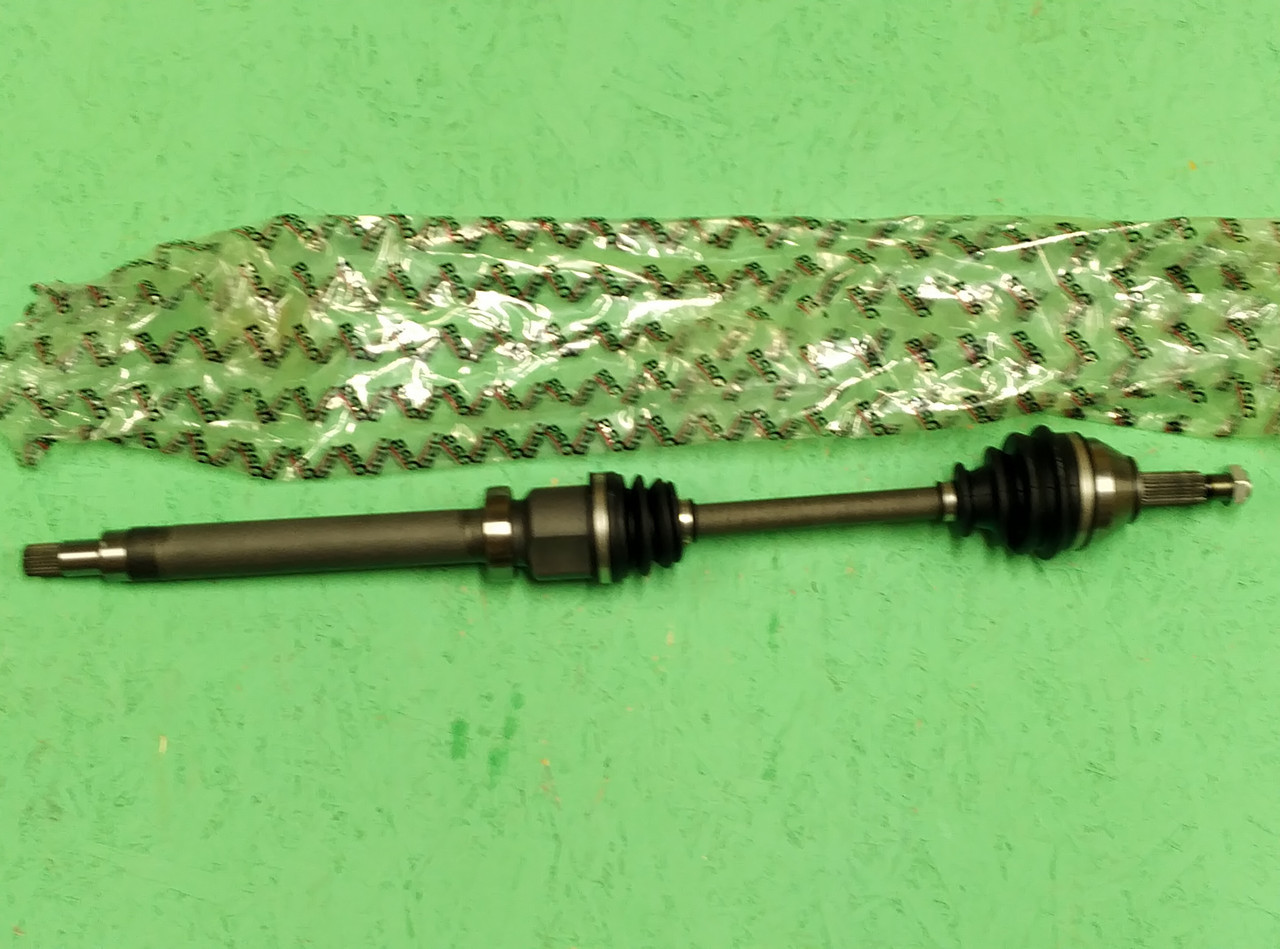 Напівось передня права BSG BSG 30-350-003 FORD FOCUS 1.4-1.8 16V 99 ->