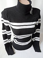 Жіноча тепла кофта з високою горловиною