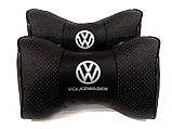 Подушка на підголовник в авто з логотипом Volkswagen чорна 1 шт, фото 2