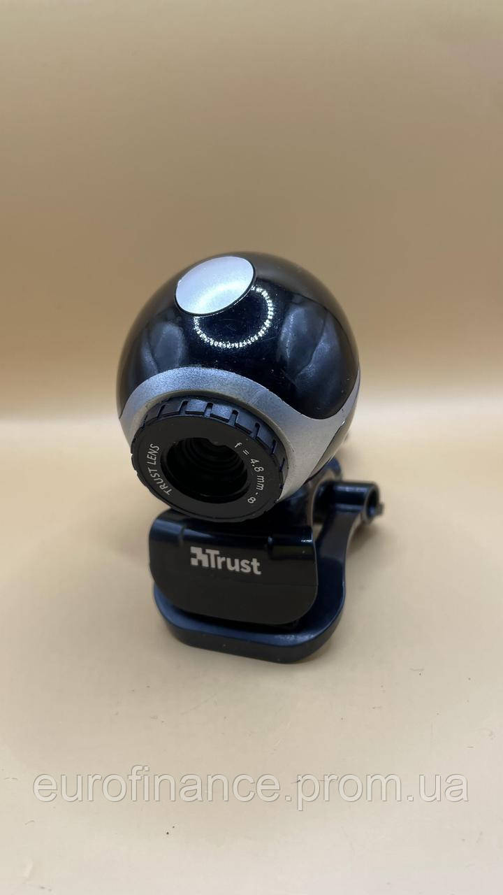 Веб-камера Trust Lens 17030 4.8mm - фото 1 - id-p2132910091