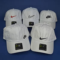 Кепки Nike білі